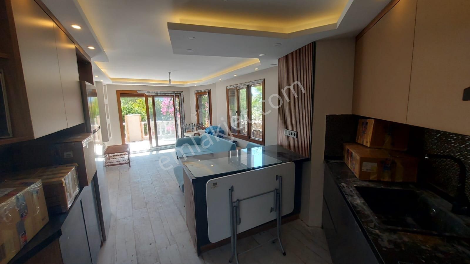 Remax Cool 2 'den Muhteşem Konum'da Deniz'e 200 Metre 3+1 Villa - Görsel 6