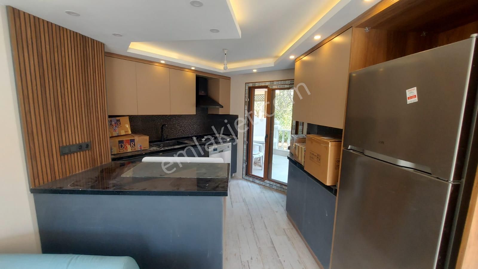 Remax Cool 2 'den Muhteşem Konum'da Deniz'e 200 Metre 3+1 Villa - Görsel 8