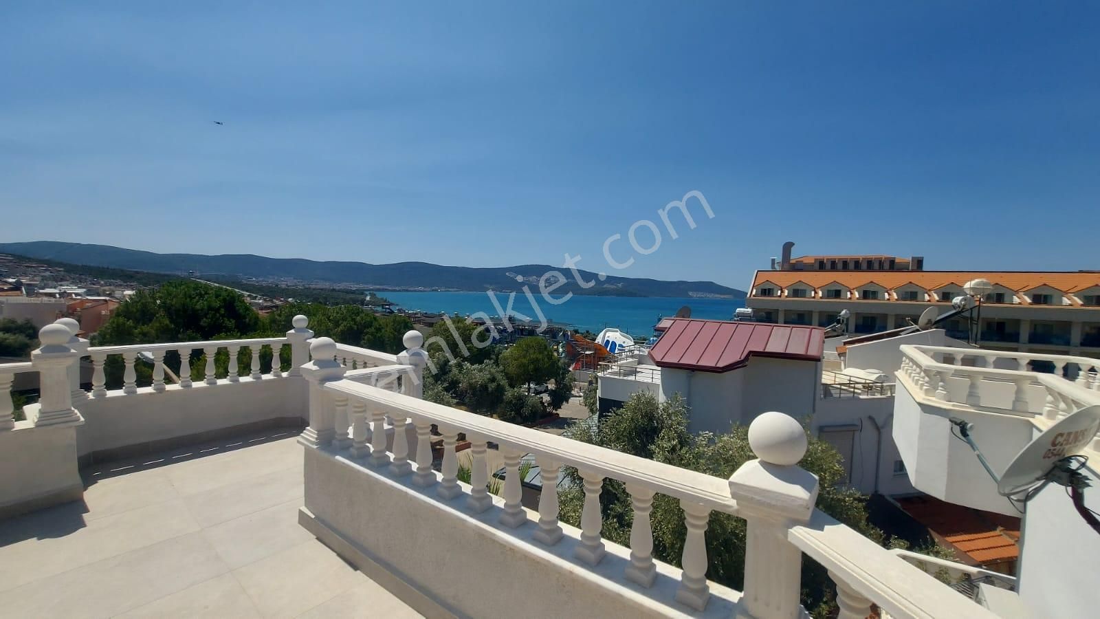 Remax Cool 2 'den Muhteşem Konum'da Deniz'e 200 Metre 3+1 Villa - Görsel 28