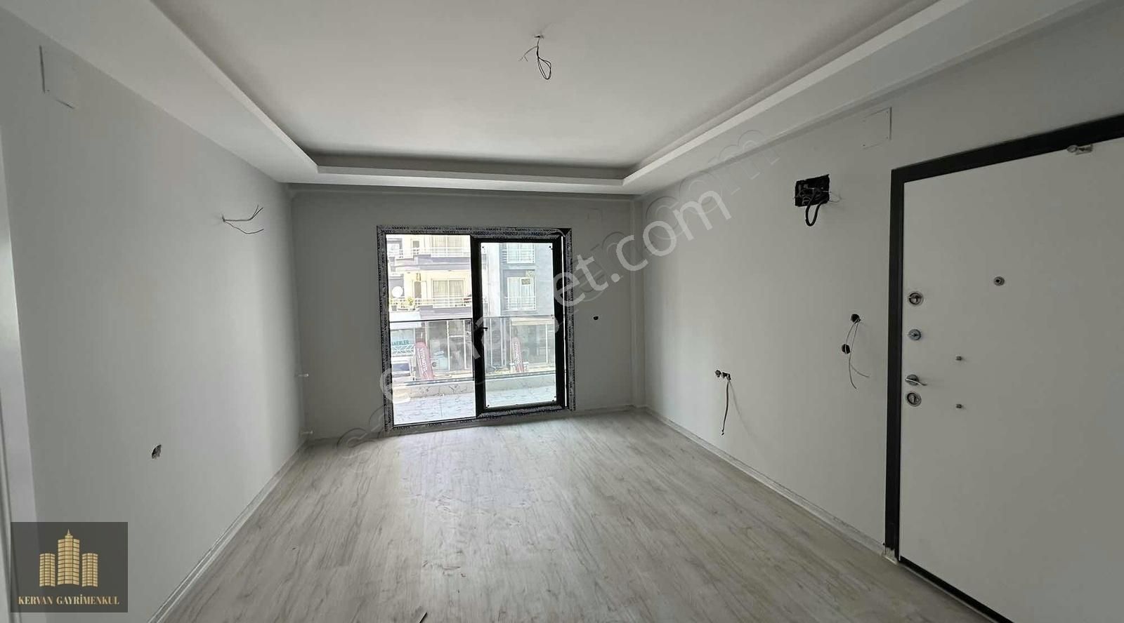 Erdemli Merkez Satılık Daire ERDEMLİ HASTANE CADDESİNDE SIFIR SATILIK GENİŞ 1+1 SATILIK DAİRE