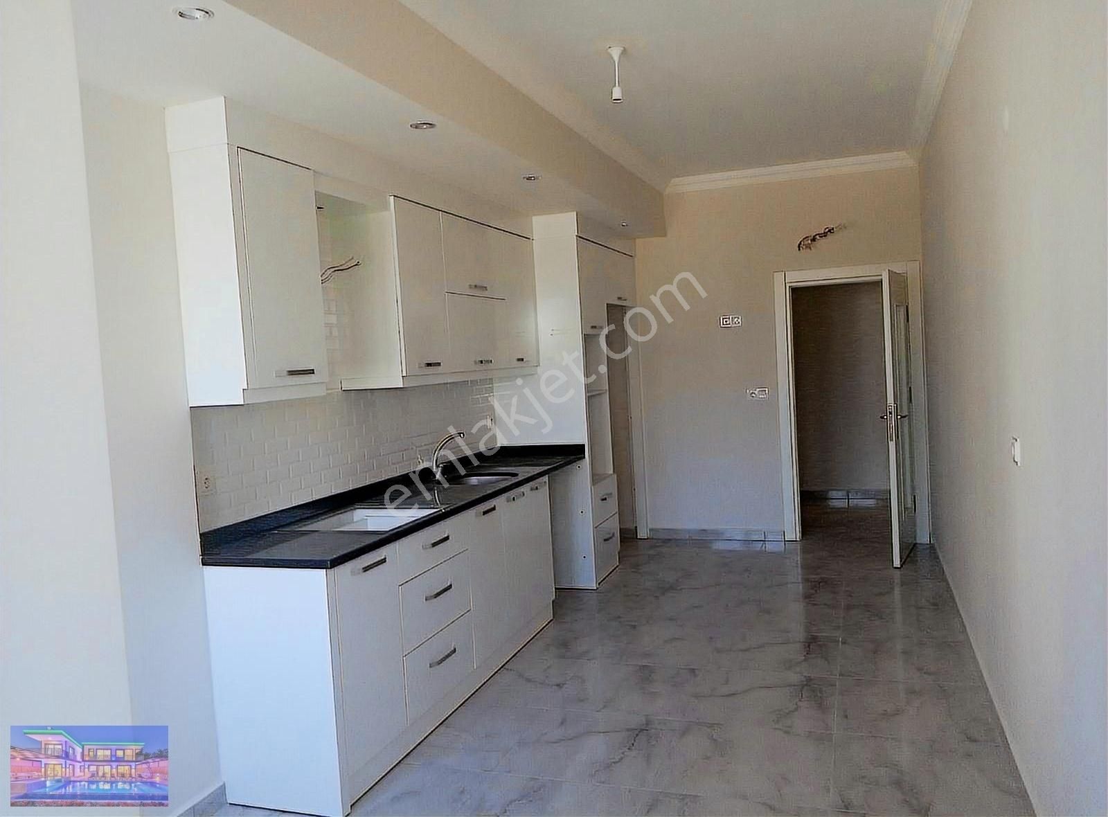 Alanya Çıplaklı Satılık Daire 2+1 AYRI MUTFAK DAİRE