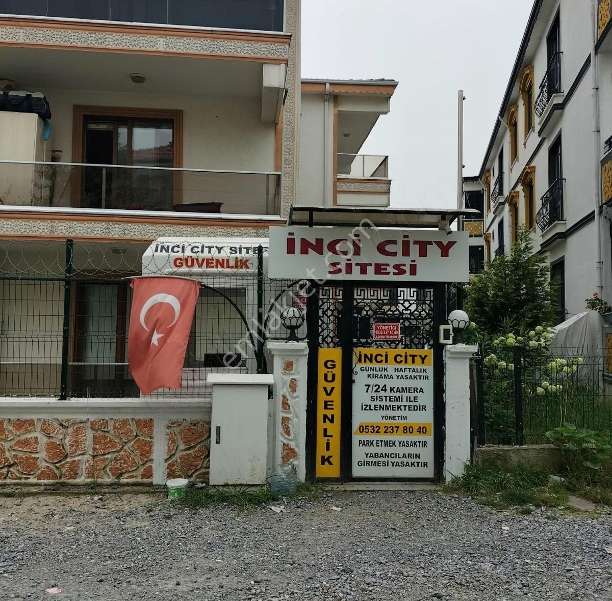 Karasu Yalı Satılık Yazlık Sakarya Karasu da havuzlu site içinde 2+1 giriş kat Daire