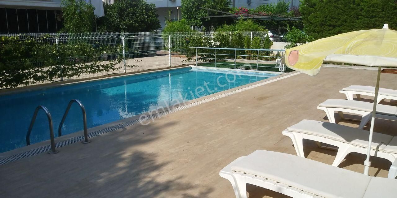 Konyaaltı Hurma Satılık Daire Antalya Konyaaltı Hurma'da 2+1 yüzme havuzlu eşyalı bahçe katı satılık daire 