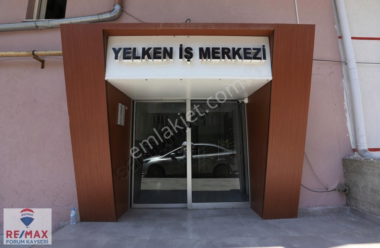 Kocasinan Gevhernesibe Satılık Ofis Çevre Yol Üzerinde Satılık 2+1 Ofis