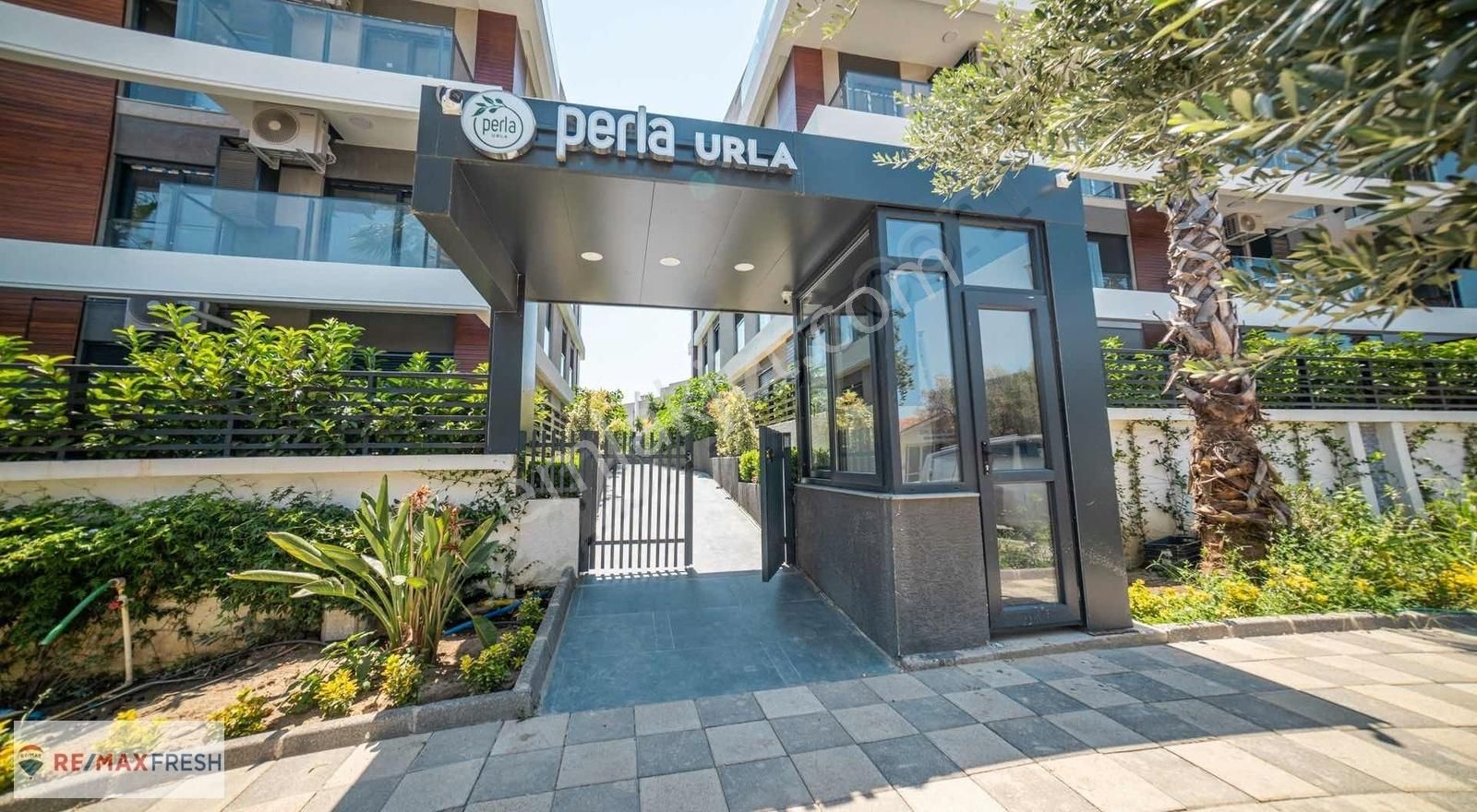 Urla Güvendik Satılık Daire Urla'nın En Prestijli Projesinde Müstakil Bahçeli 1+1 Daire