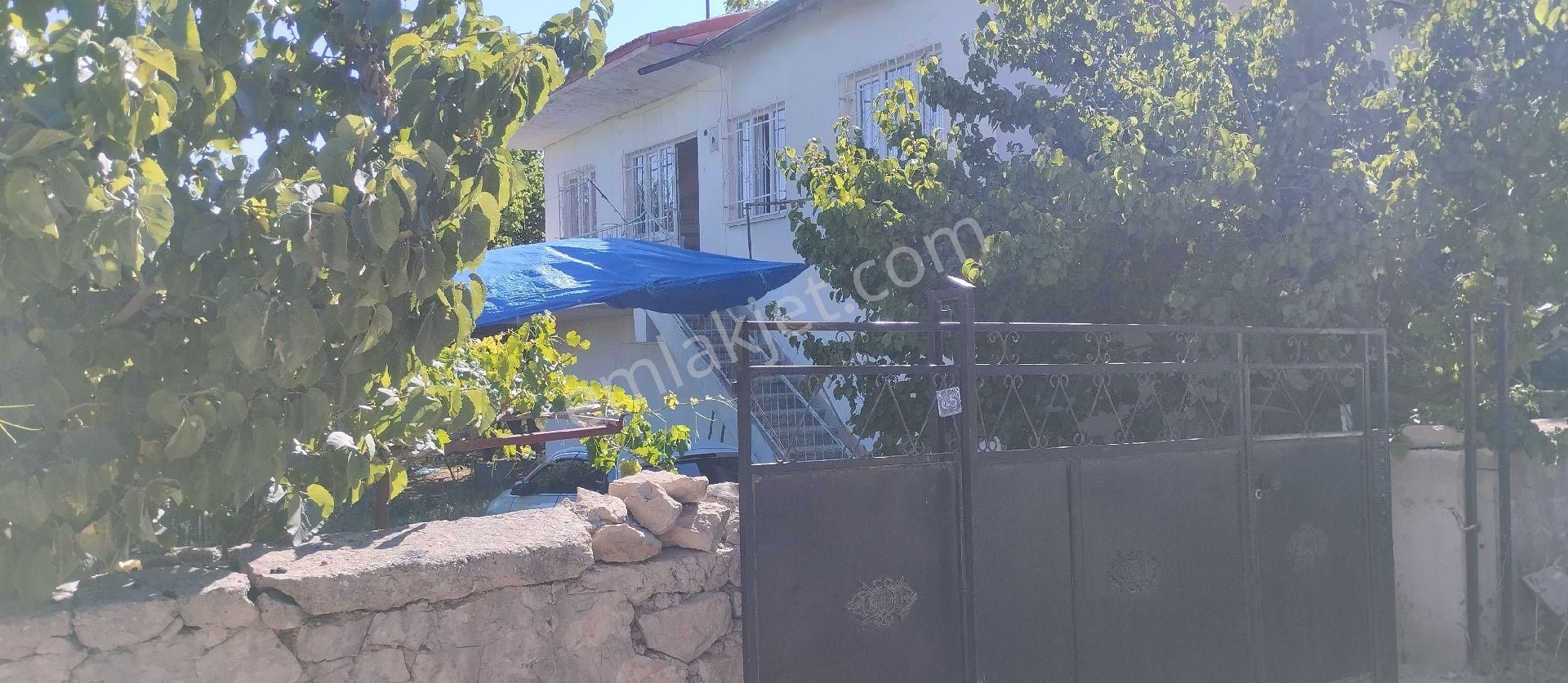 Satılık Müstakil Tapulu Ev Bahçesi - Görsel 21