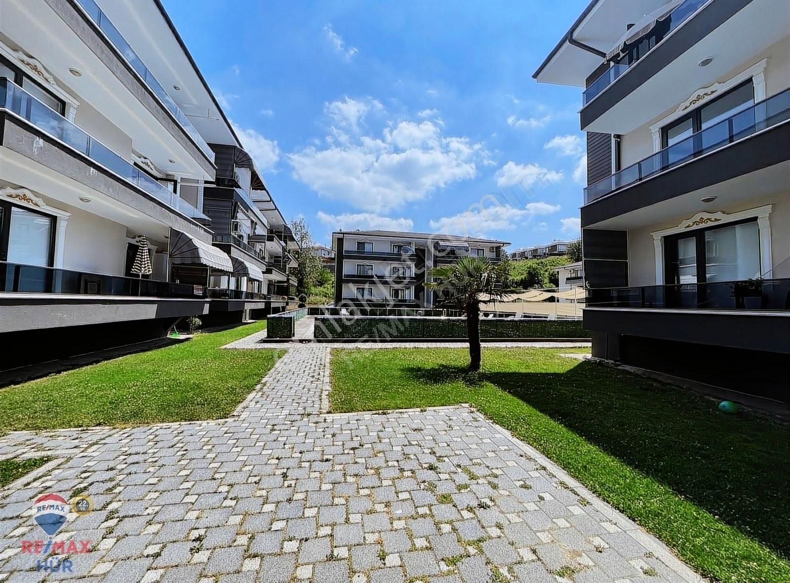 Sapanca Göl Satılık Daire REMAX UĞUR ÇAKAR'DAN SAPANCA SUDENAZ SİTESİNDE SATILIK DAİRE