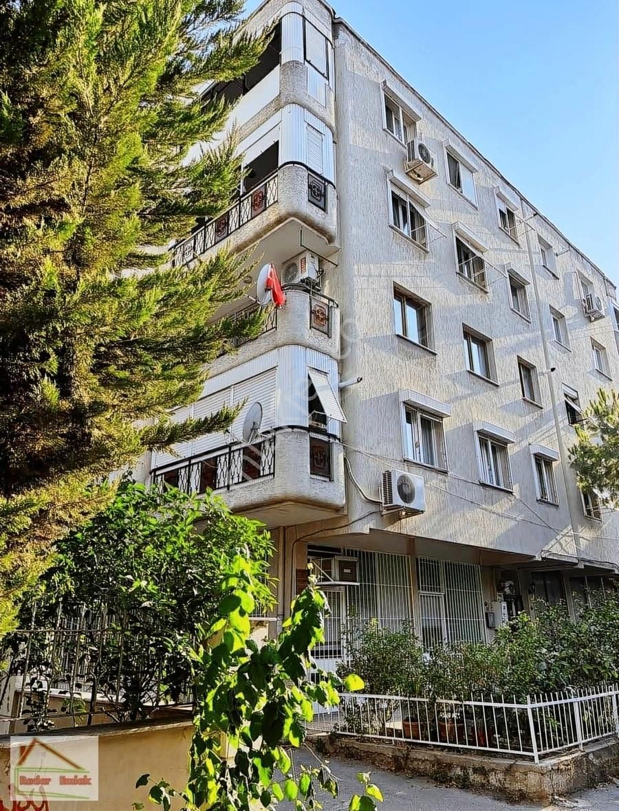 Karabağlar Fahrettin Altay Satılık Daire Fahretinaltayda 3+1 130 m2 Arakat Doğalgazlı Satılık Daire