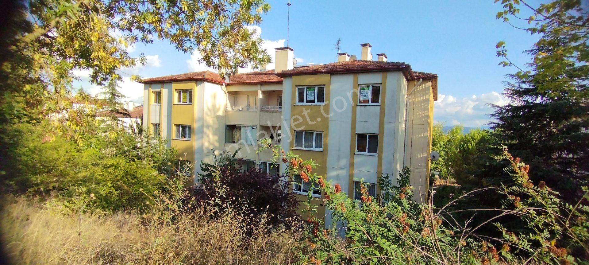 Adapazarı 15 Temmuz Camili Kiralık Daire SAKARYA ZÜMRÜT EMLAK'TAN CAMİLİDE AFAD KARŞISI 3+1, 103 M2 KİRALIK DAİRE