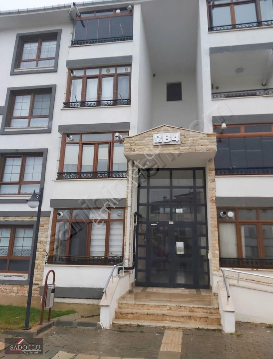 Kırklareli Merkez Üsküp Bld. (Mehmet Çavuş) Satılık Daire KIRKLARELİ ÜSKÜP BELDESİ TOKİ DE SATILIK ARA KAT DAİRE