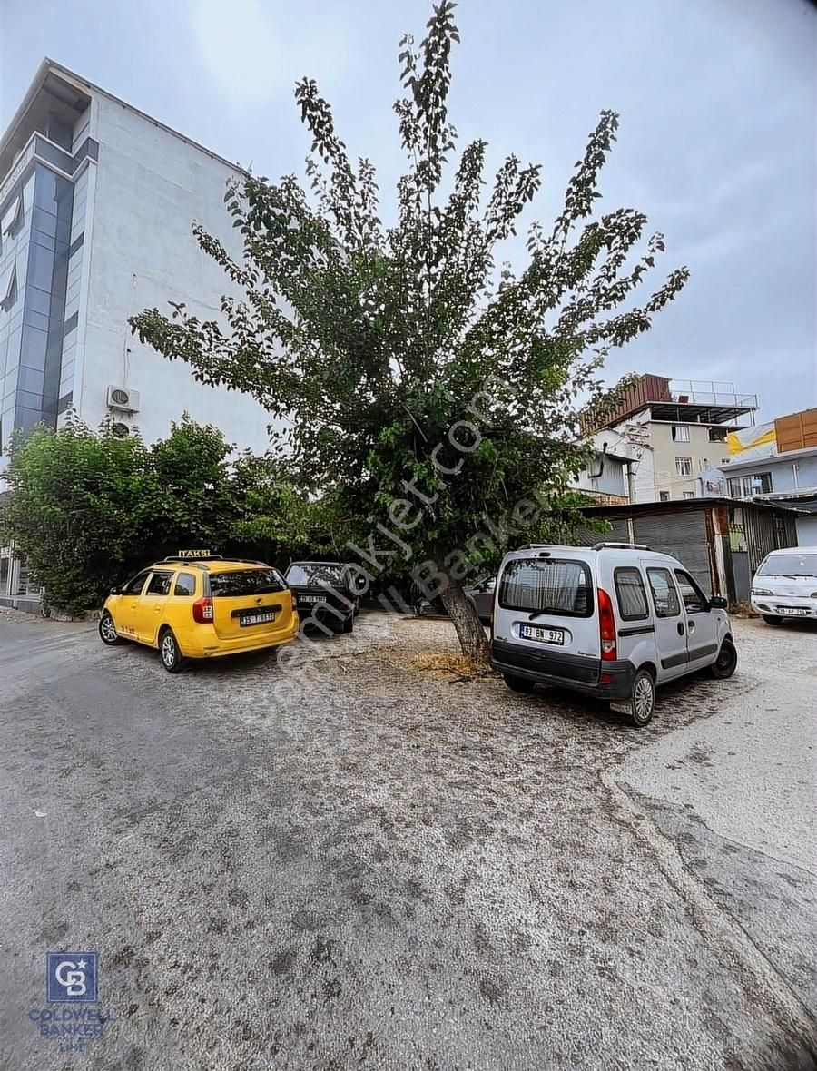 Karabağlar Cennetoğlu Satılık Ticari İmarlı Karabağlar'da Satılık 10 Kat İmarlı Arsa