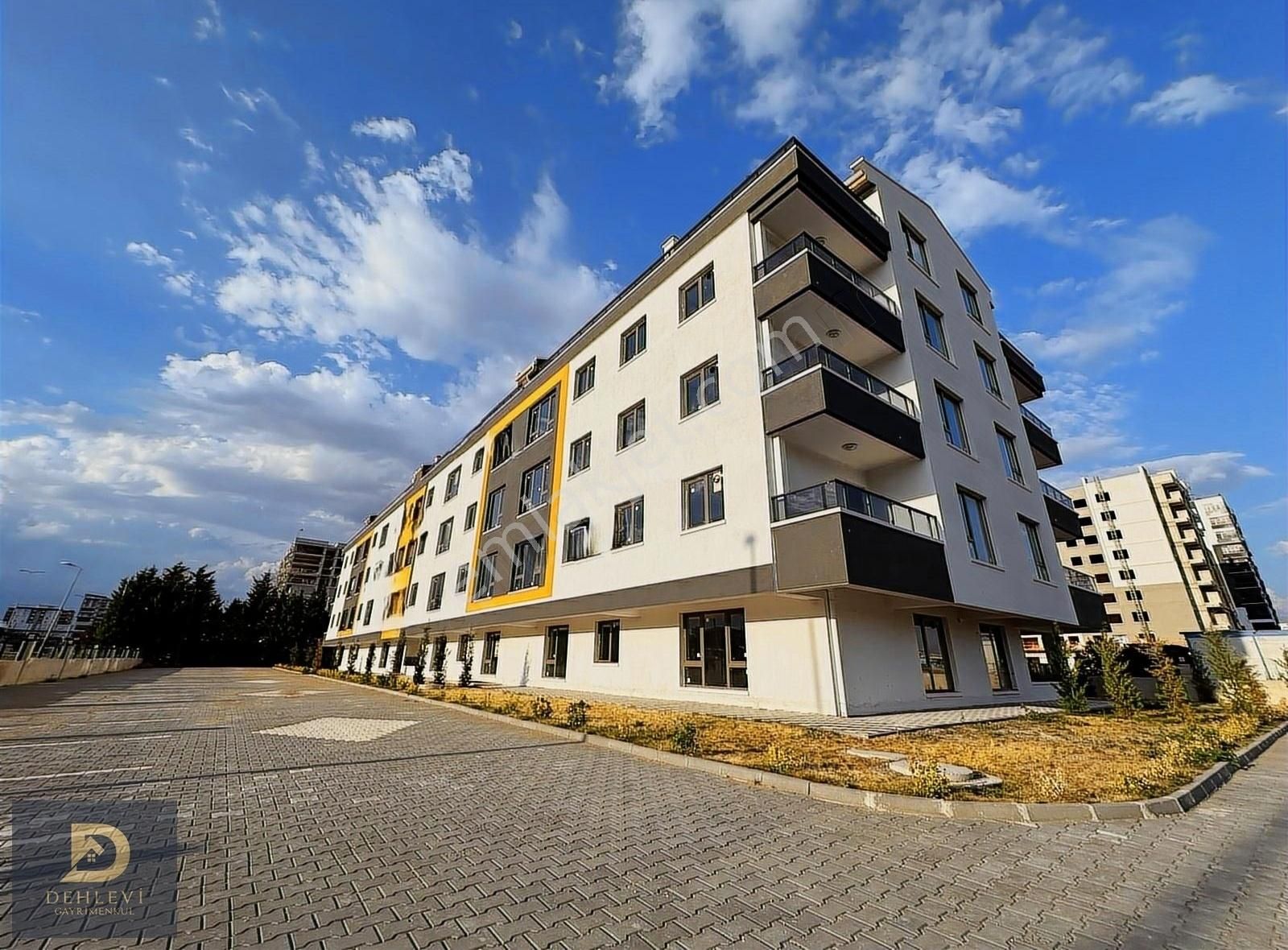 Etimesgut Yeşilova Satılık Daire YEŞİLOVADA TERASLI BAĞIMSIZ MUTFAK SIFIR 2+1 ACİL SATILIK DAİRE