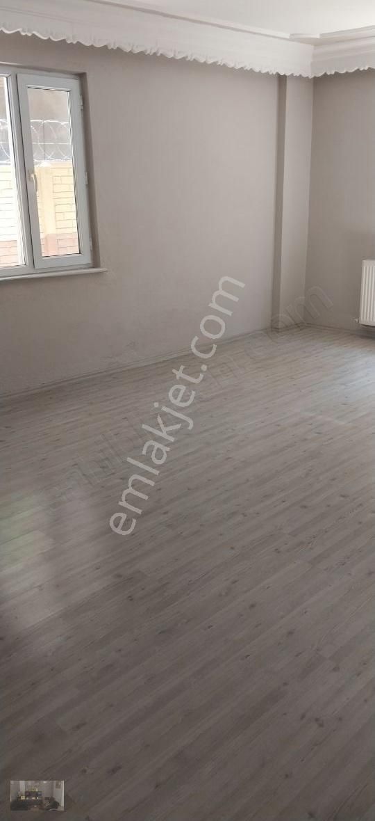 Kapaklı Cumhuriyet Kiralık Daire Kapakli Merkezde Kiralık Geniş Giriş Daire