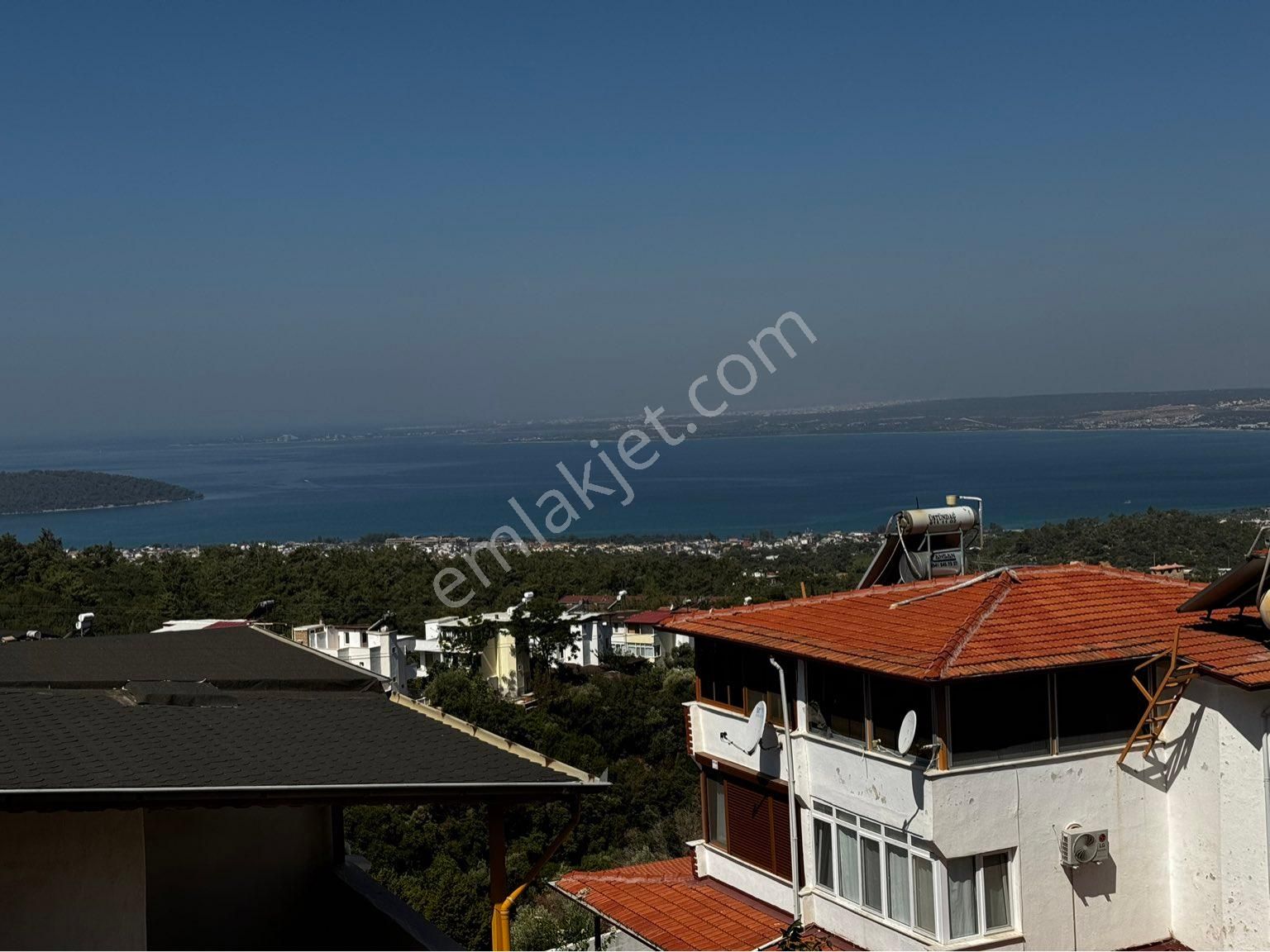 Didim Akbük Satılık Villa Masrafsız 3+2 deniz manzaralı geniş bahçeli otoparklı villa