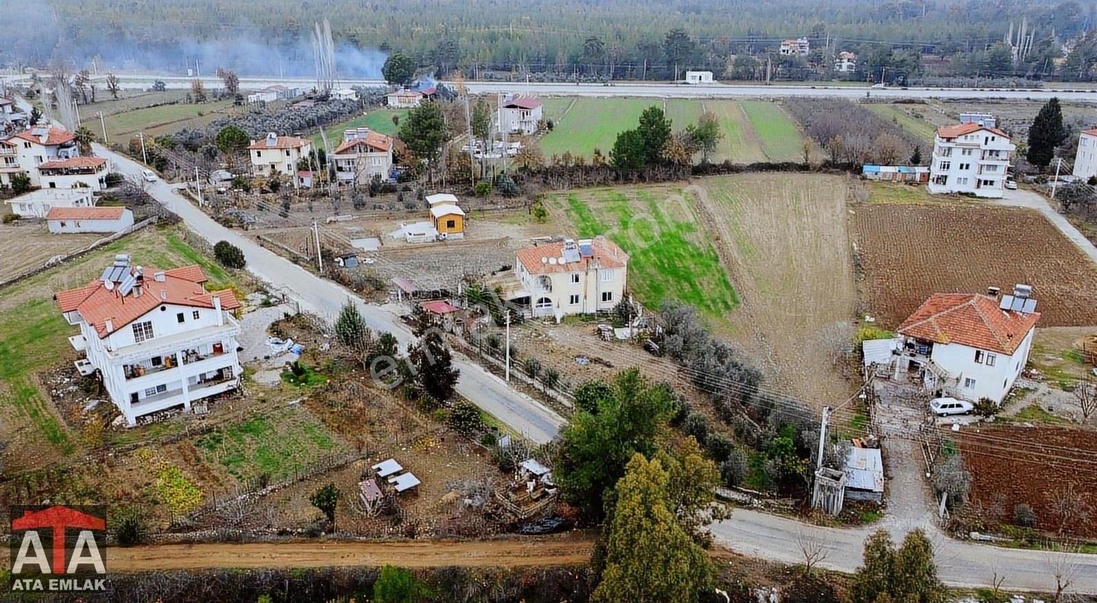 Seydikemer Zorlar Satılık Konut İmarlı Fethiye'ye Çok Yakın Zorlar'da Köy Yerleşik Alanda 2.000 M2 Arsa