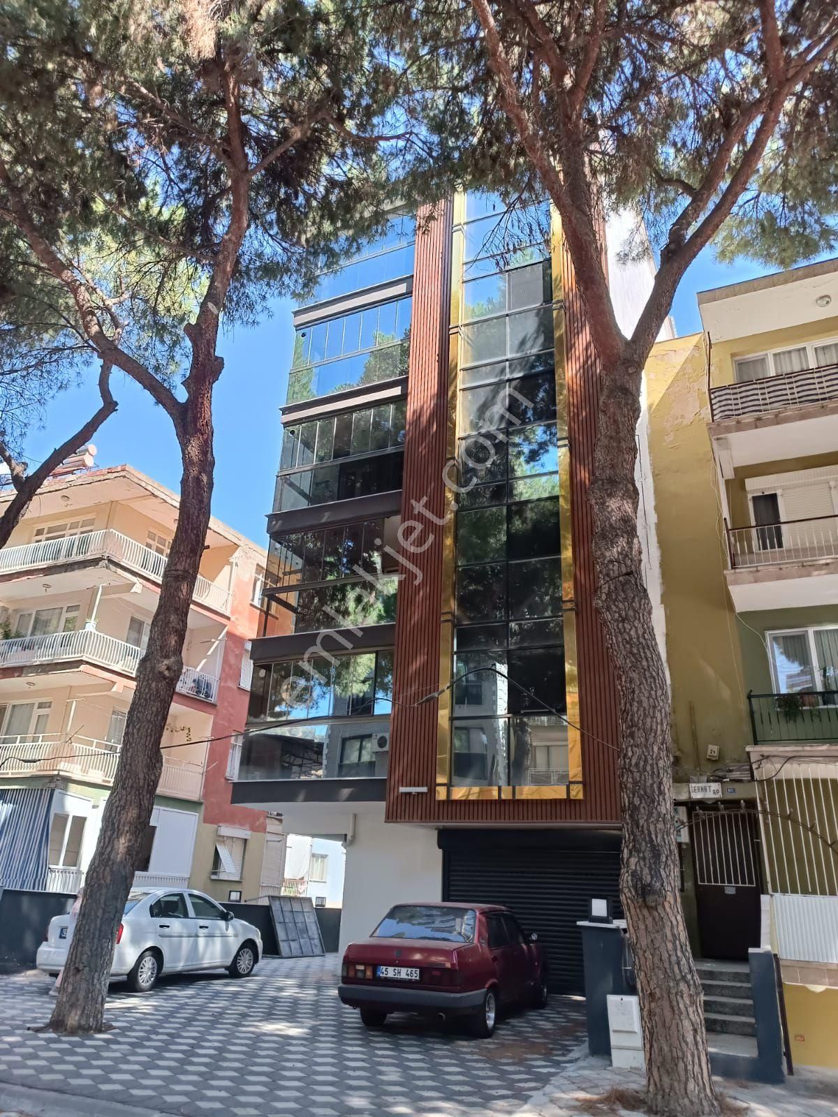 Salihli Sağlık Satılık Daire FATİH CADDESİNDE 2+1 LÜKS DAİRE!!!