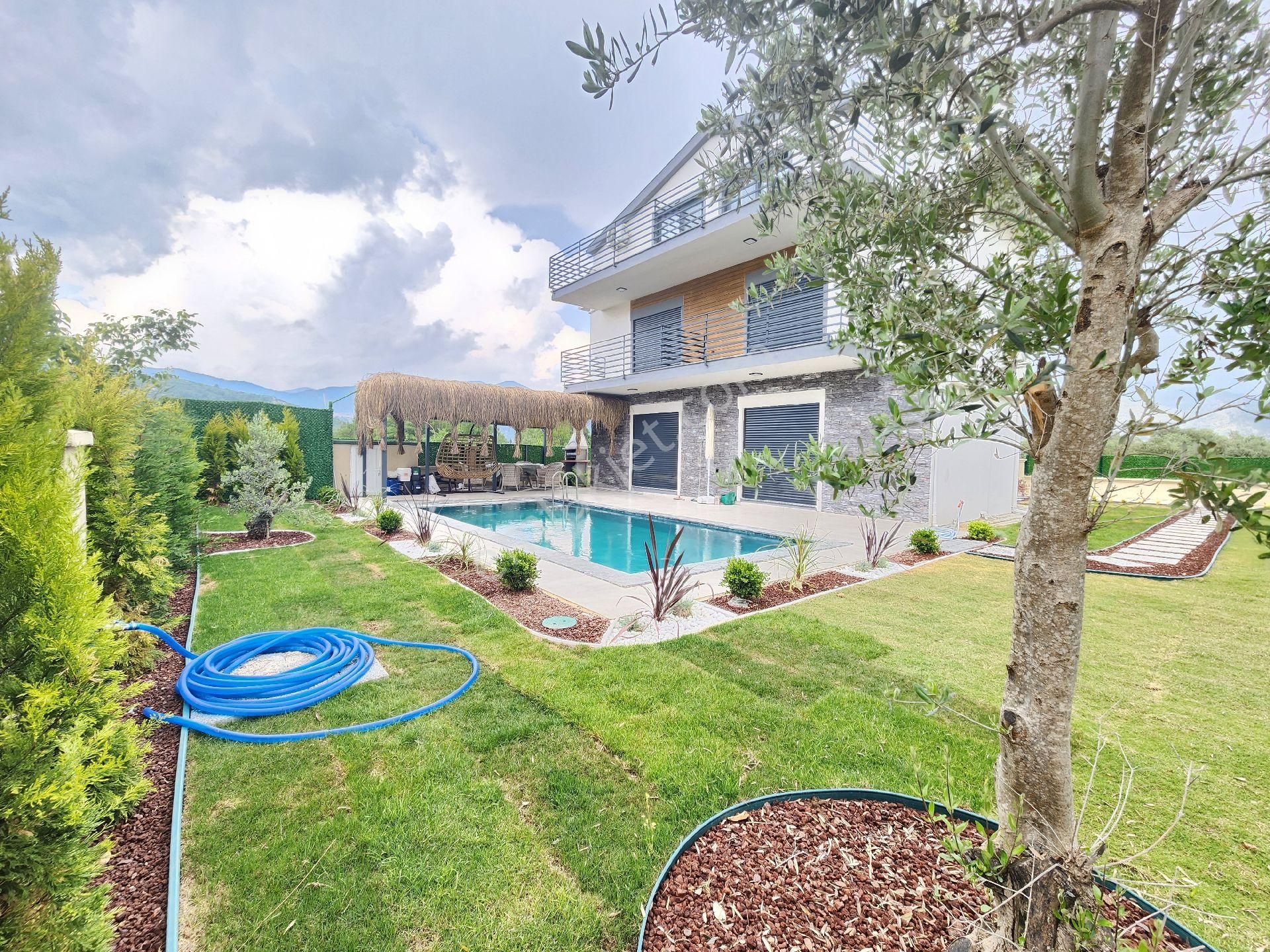 Fethiye Üzümlüde Satılık Havuzlu Müstakil Villa - Görsel 4