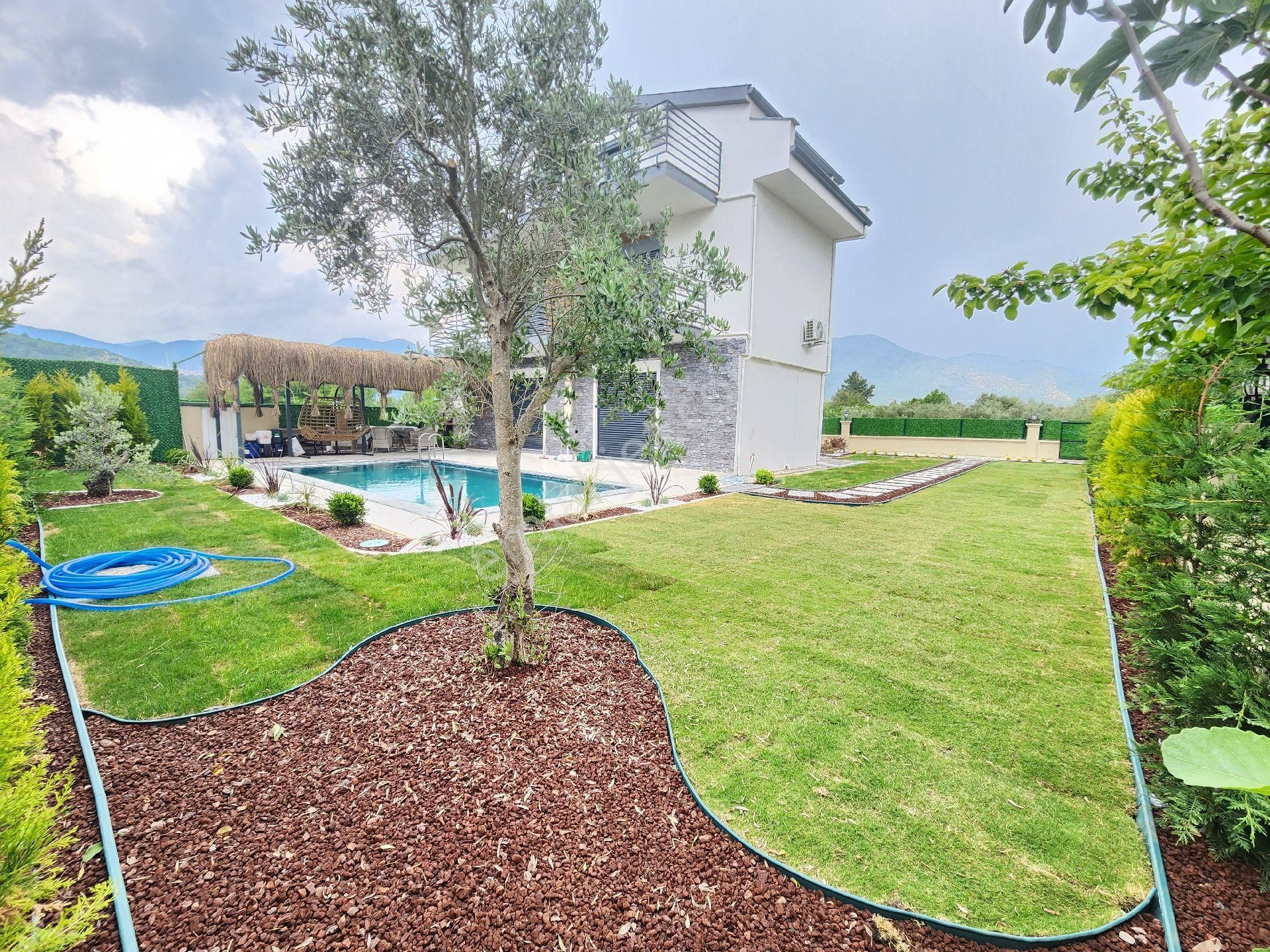 Fethiye Üzümlüde Satılık Havuzlu Müstakil Villa - Görsel 2