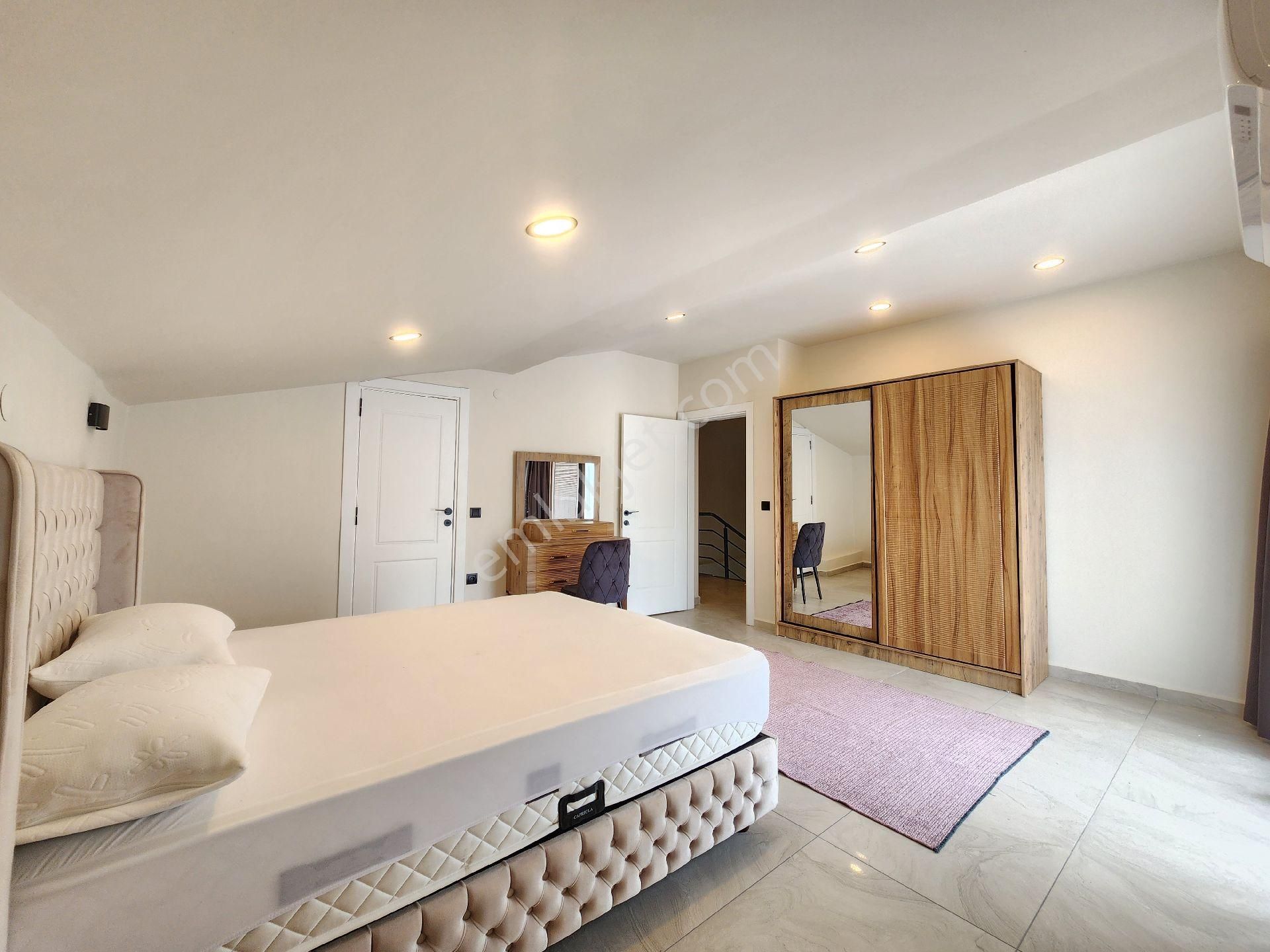 Fethiye Üzümlüde Satılık Havuzlu Müstakil Villa - Görsel 34