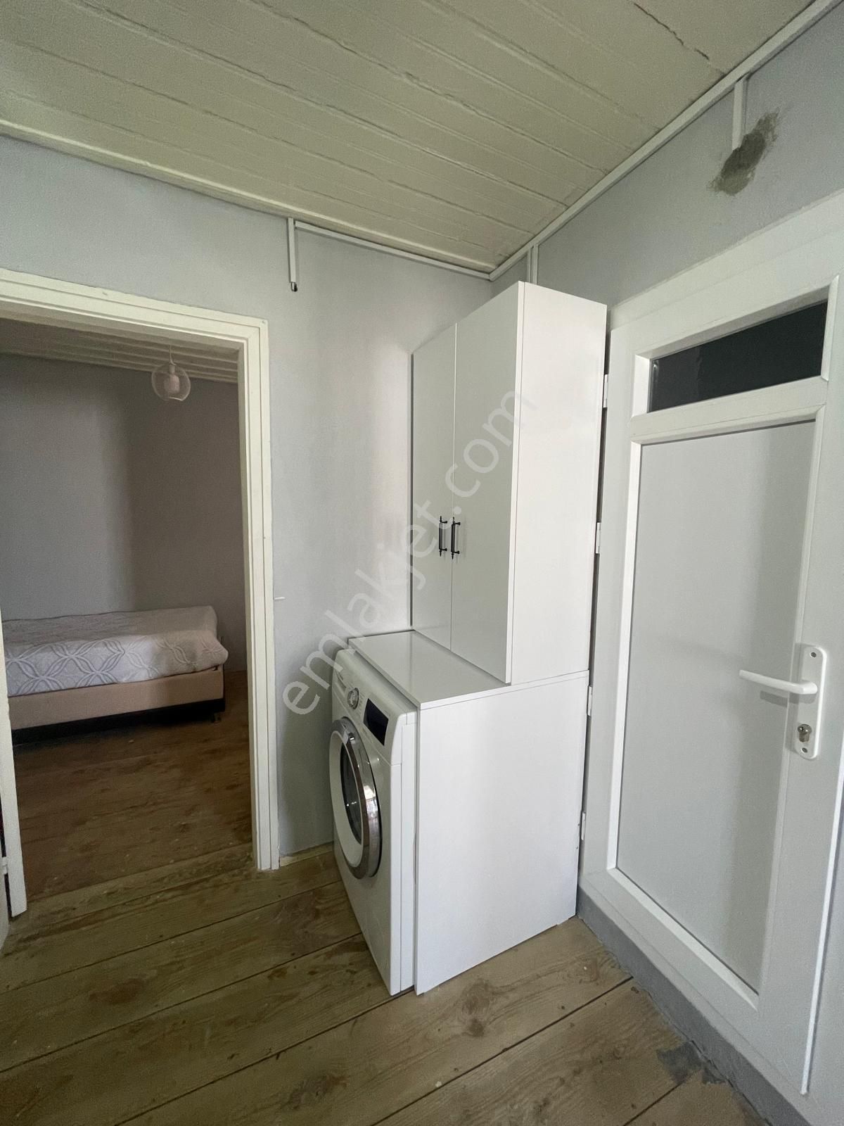 Ayvada'dan Ayvalık Merkez'de 2 Katlı Müstakil 2+1 Taş Ev - Görsel 21