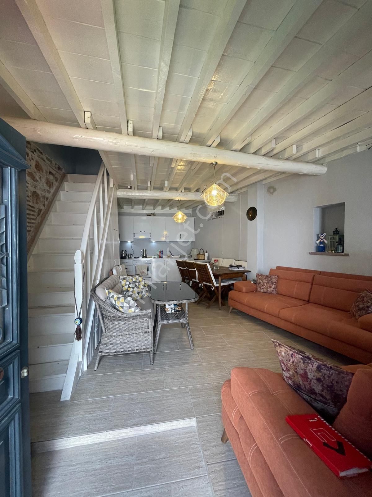 Ayvada'dan Ayvalık Merkez'de 2 Katlı Müstakil 2+1 Taş Ev - Görsel 10