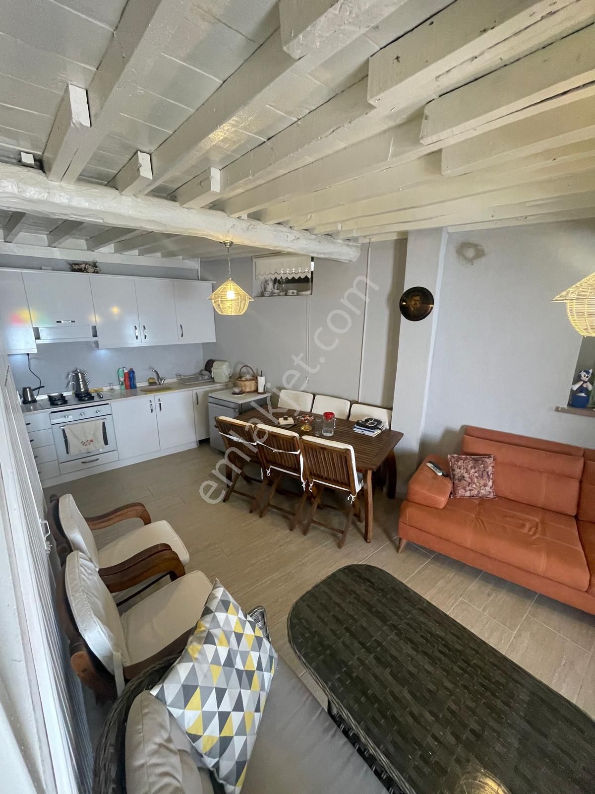 Ayvada'dan Ayvalık Merkez'de 2 Katlı Müstakil 2+1 Taş Ev - Görsel 17