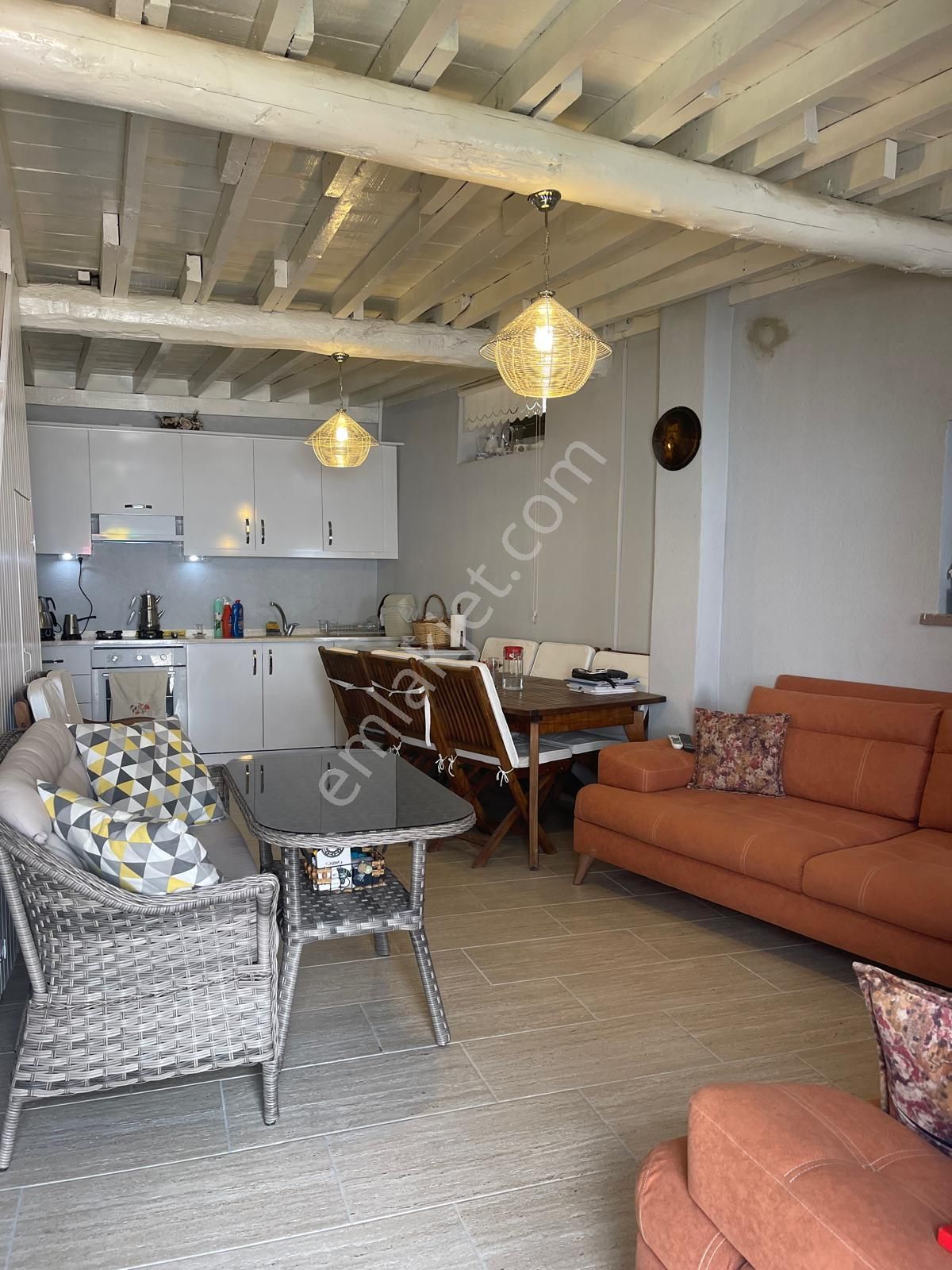 Ayvada'dan Ayvalık Merkez'de 2 Katlı Müstakil 2+1 Taş Ev - Görsel 12