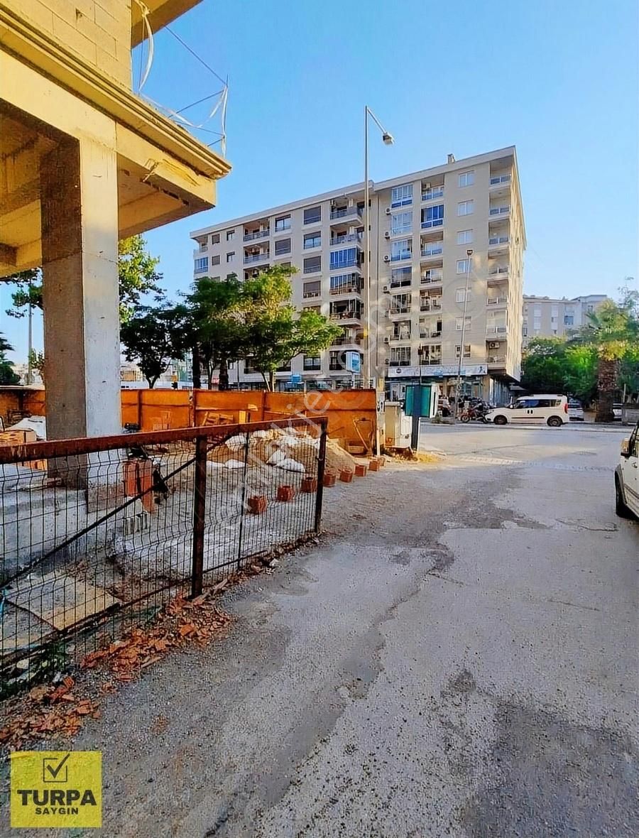 Konak Zafertepe Satılık Daire Zafertepe'de 2+1 85m2 Sıfır Bina Çift Cepheli Cadde Yakını Daire