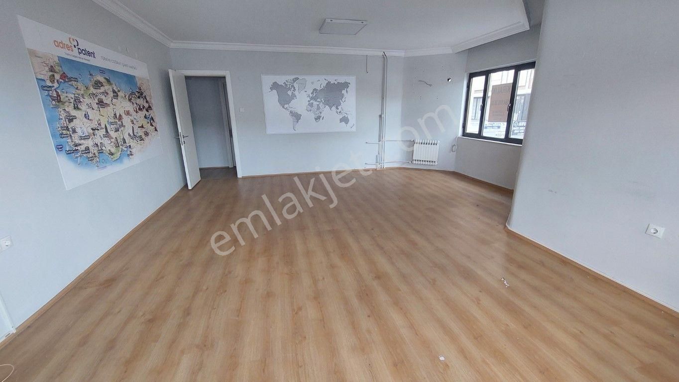 Muğla Merkez İşmet Çatak Caddesin De 60.m2 1+1 İşyeri - Görsel 3