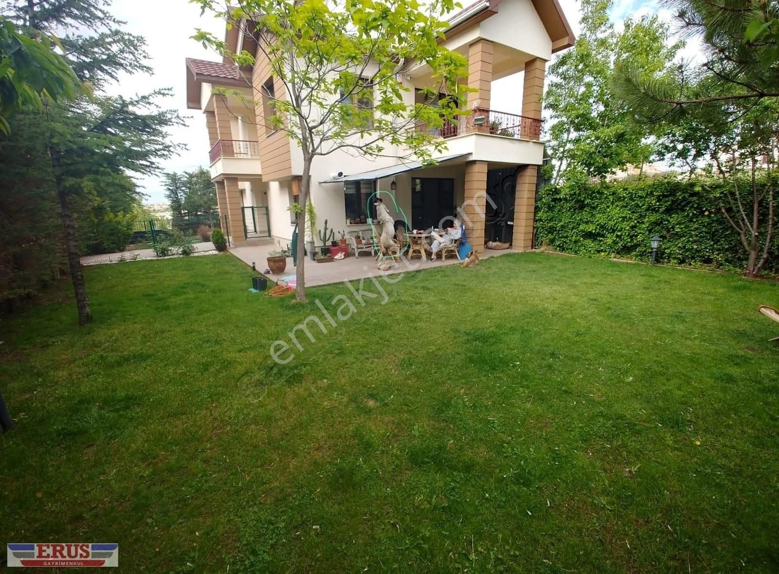 Gölbaşı Kızılcaşar Satılık Villa *** ERUS *** İncek Tek Yapıda Köşe Parsel Villa