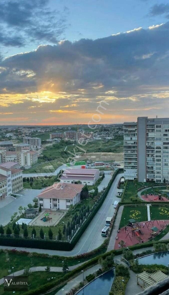 Başakşehir Kayabaşı Satılık Daire BAŞAKŞEHİR AVRUPA KONUTLARI 1.ETAP 2+1 133 M2 PEYZAJ TAM TAPU...