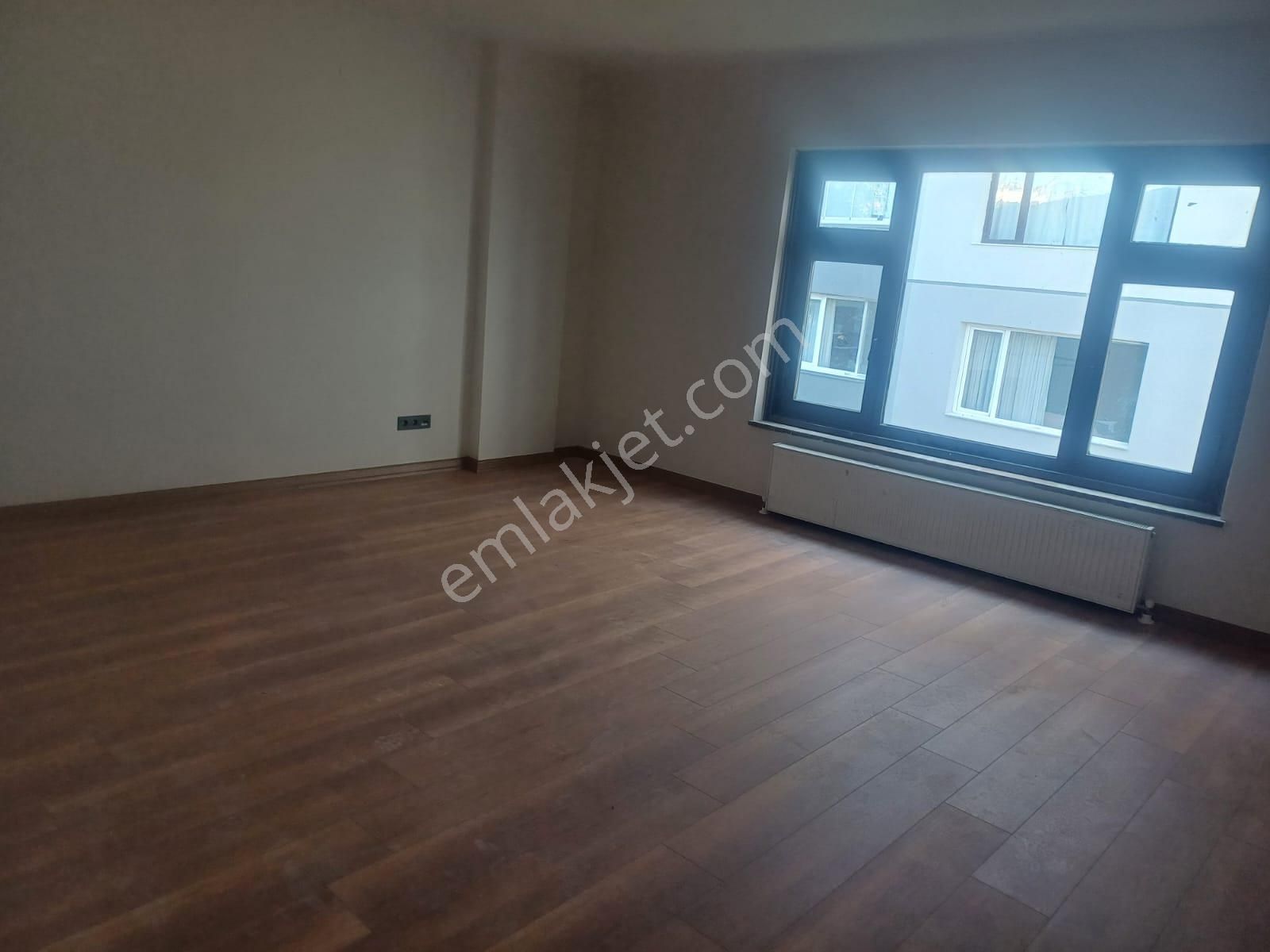 Ankara Çankaya Kiralık Apartman Dairesi  GOP NENEHATUN CADDESİNDE BİR ÇOK İŞ KOLUNA UYGUN KATTA ARKA CEPHE 4 BÖLÜM KİRALIK İŞ YERİ OFİS