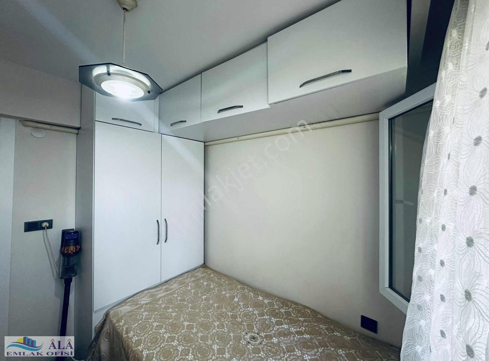 Konak Çankaya Satılık Daire HATAY KARAKOL YAKINI 2+1 FULL BAKIMLI ARAKAT SATILIK DAİRE