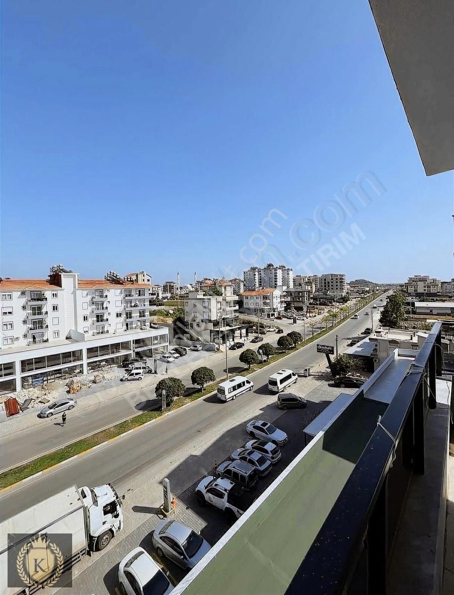 Serik Orta Satılık Daire BELEK YOLU FİLE MARKET ÜZERİNDE SATILIK 3+1 SIFIR DAİRE