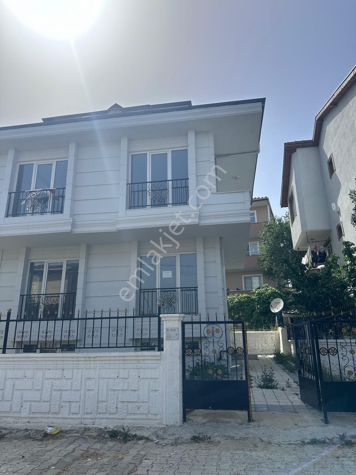 Yalova Merkez Fevzi Çakmak Satılık Villa YALOVA MERKEZ SATLIK BAĞIMSIZ VİLLA 