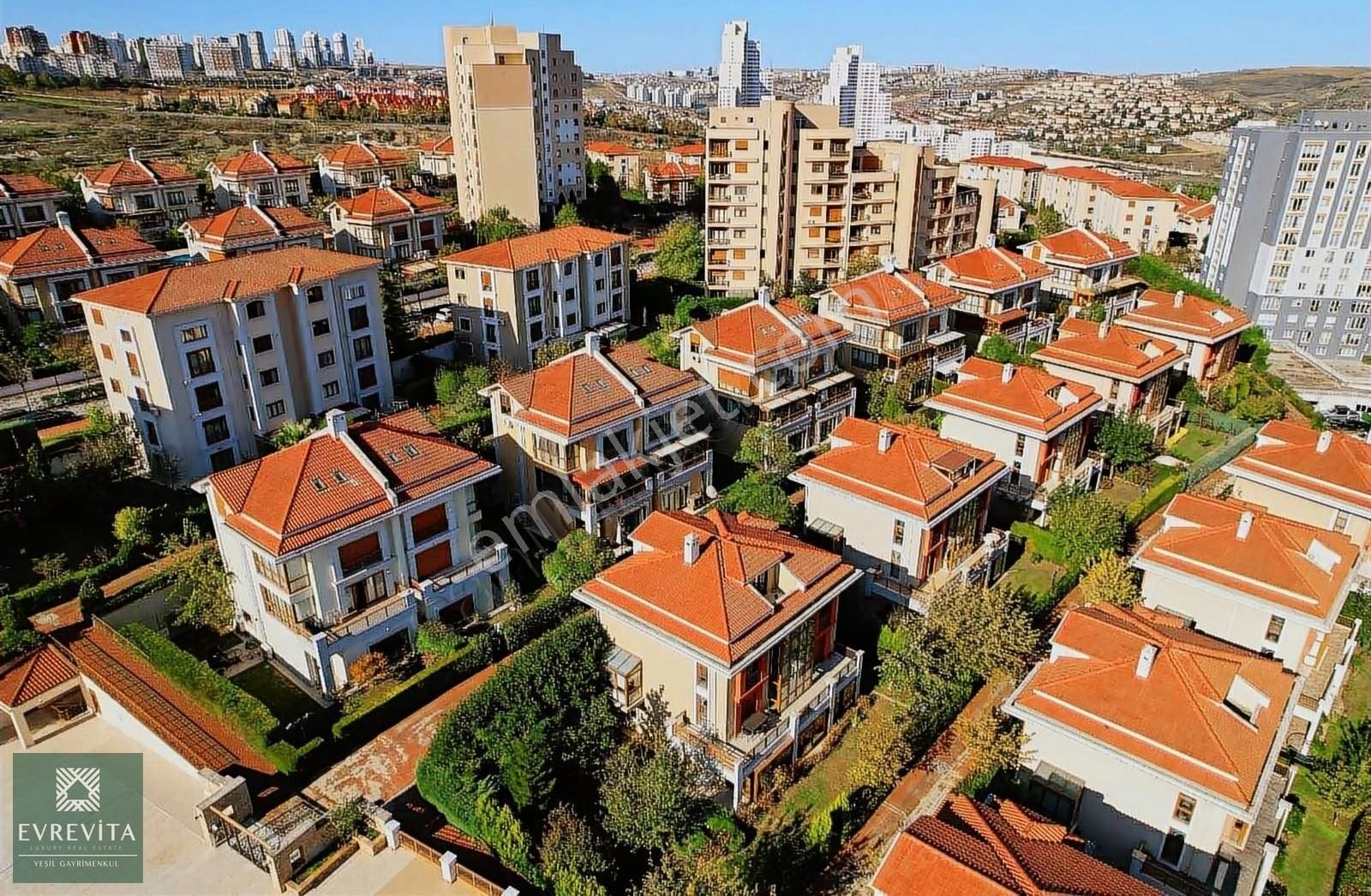 Başakşehir Bahçeşehir 2. Kısım Satılık Villa BAHÇEŞEHİR SATILIK SPRADON EVLERİ KÖŞE VİLLA HAVUZ CEPHELİ