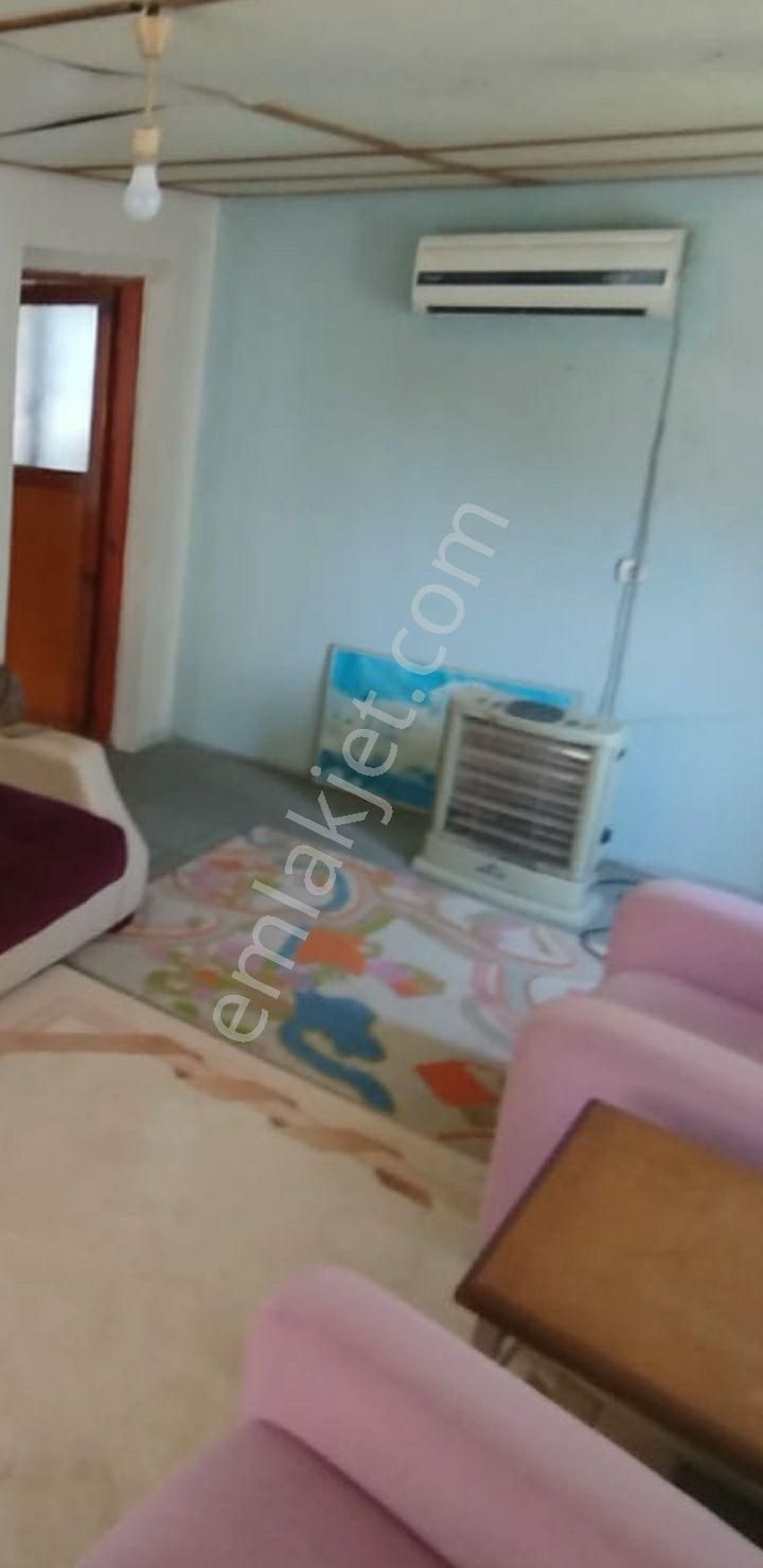 Aliağa Yeni Kiralık Daire ALIAĞA GARAJIN ÜSTÜNDE 1+1 EŞYALI KİRALIK DAİRE