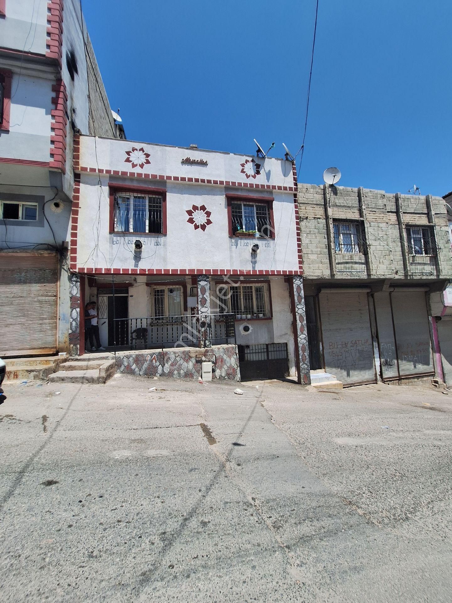 Şahinbey Akdere Satılık Müstakil Ev akdere mahallesinde 2 katlı dogal gazlı satılık müstakil ev 