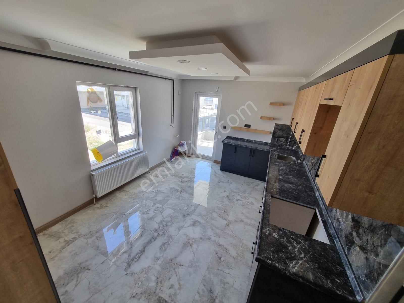 Sincan Menderes Satılık Daire  HAZAR'DAN 4+1 ARAKAT 180m² G.ODALI TERAS BALKON ULTRA LÜX DAİRE