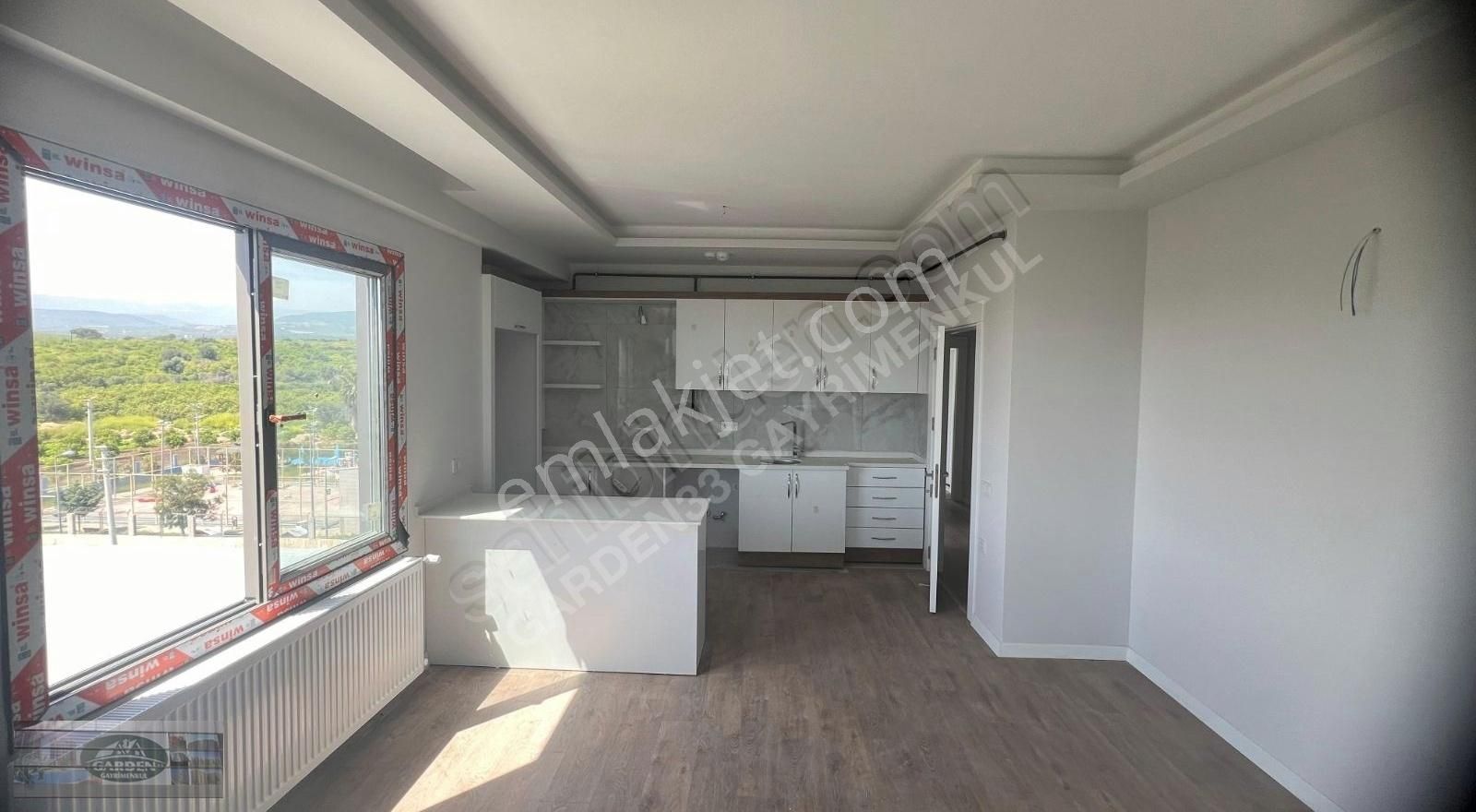 Mezitli 75. Yıl Satılık Daire SİTE İÇERİSİNDE 2+1 DOĞALGAZ FULL JENARETÖRLÜ 2 CEPHELİ NET 90M2