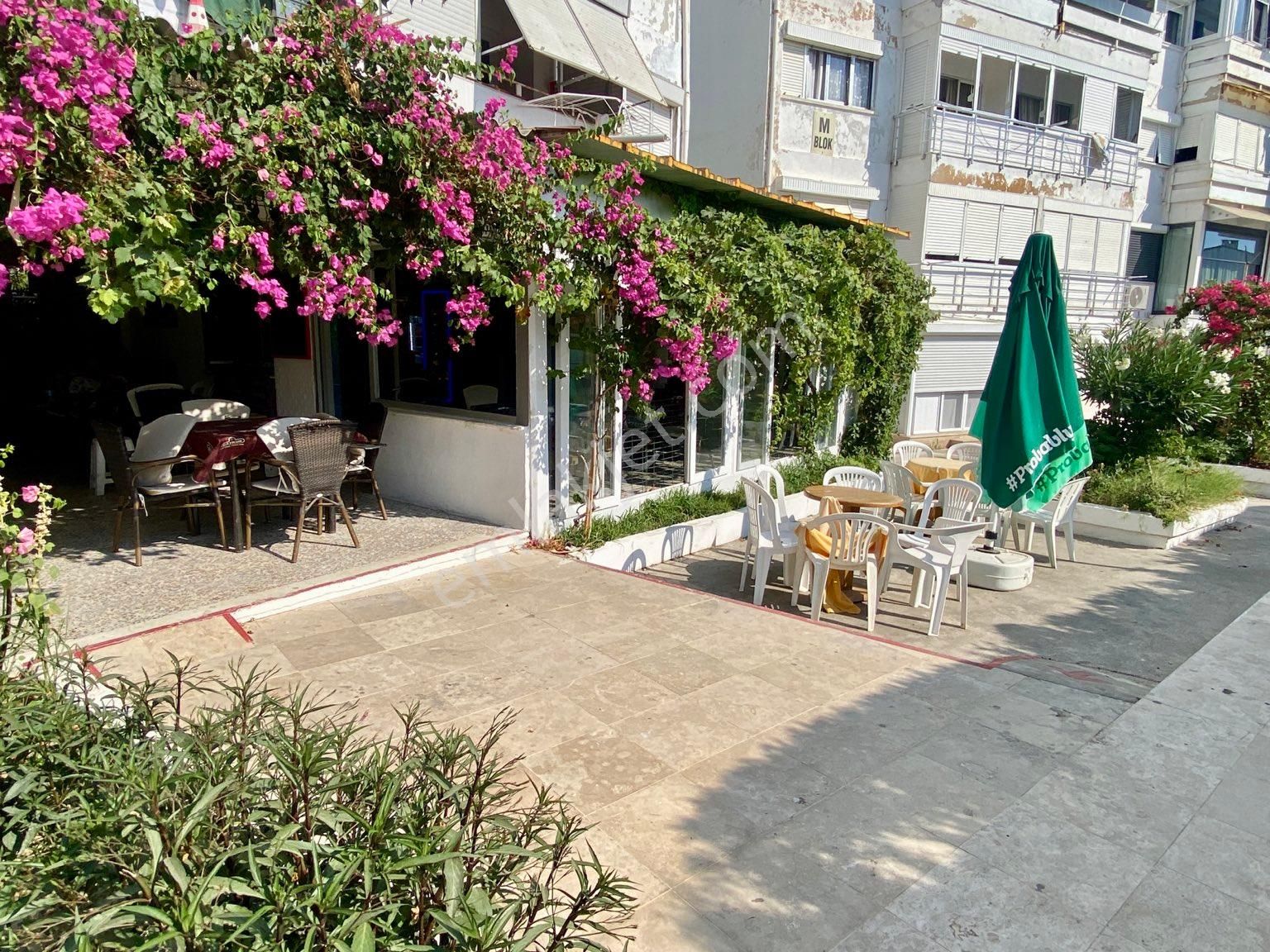 Aydın Kuşadası Satılık Kafe & Bar KUŞADASI KADINLAR DENİZİ’NDE SATILIK DÜKKAN