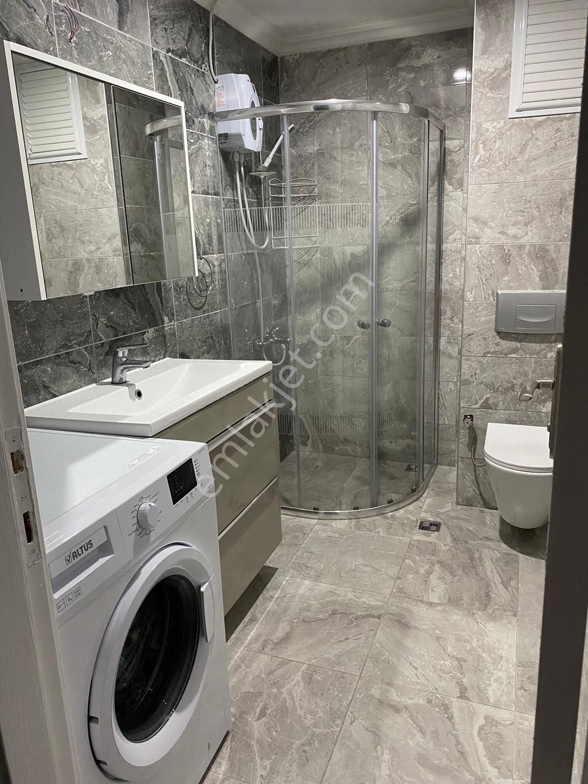 Alanya'da Denize İlk Sıradaki Sitede 2+1 - Görsel 14