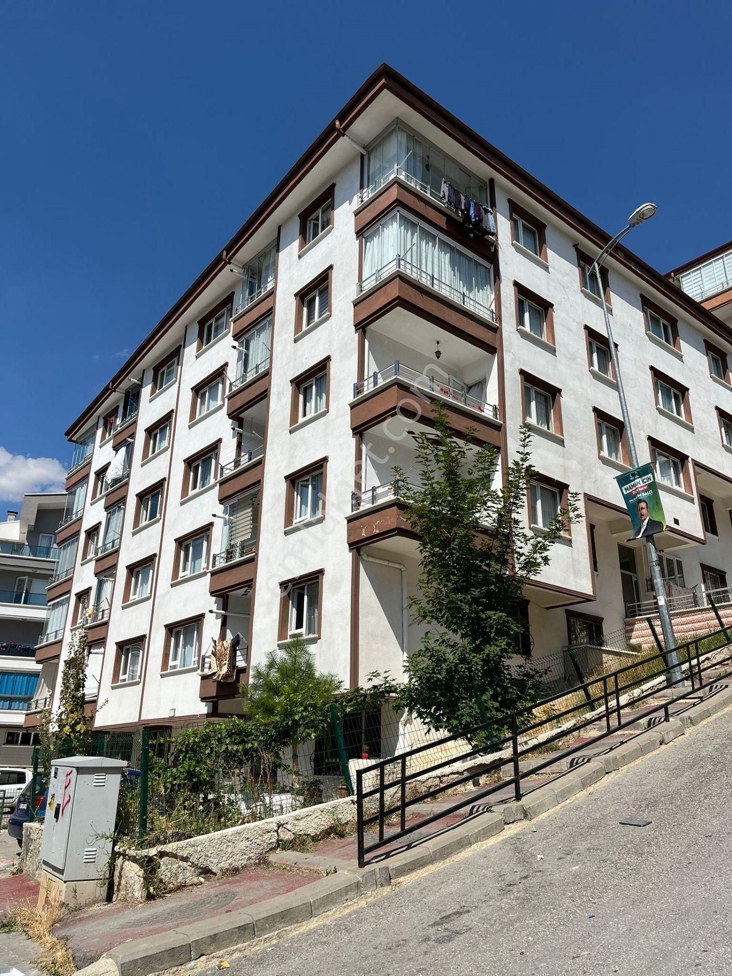 Mamak Boğaziçi Satılık Daire ANKARA BOĞAZİÇİ AKŞEMSETTİN MAHALLESİ 3+1 SATILIK DAİRE