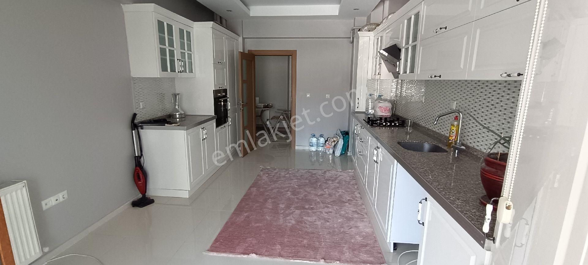 Yeşilyurt Tecde Satılık Daire TECDE ANA CADDEDE DE ULTRA LÜKS 4+1 DAİRE