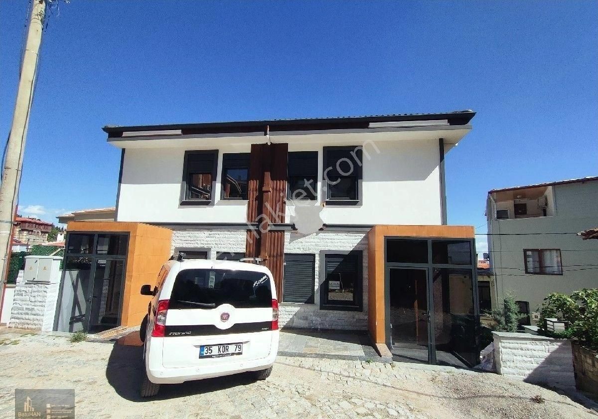 Edremit Altınoluk Satılık Villa ALTINOLUK KAZDAĞI ETEKLERİNDE DAİRE FİYATINA MÜSTAKİL BAHÇELİ FULL MANZARALI 3+1 SIFIR İKİZ VİLLA