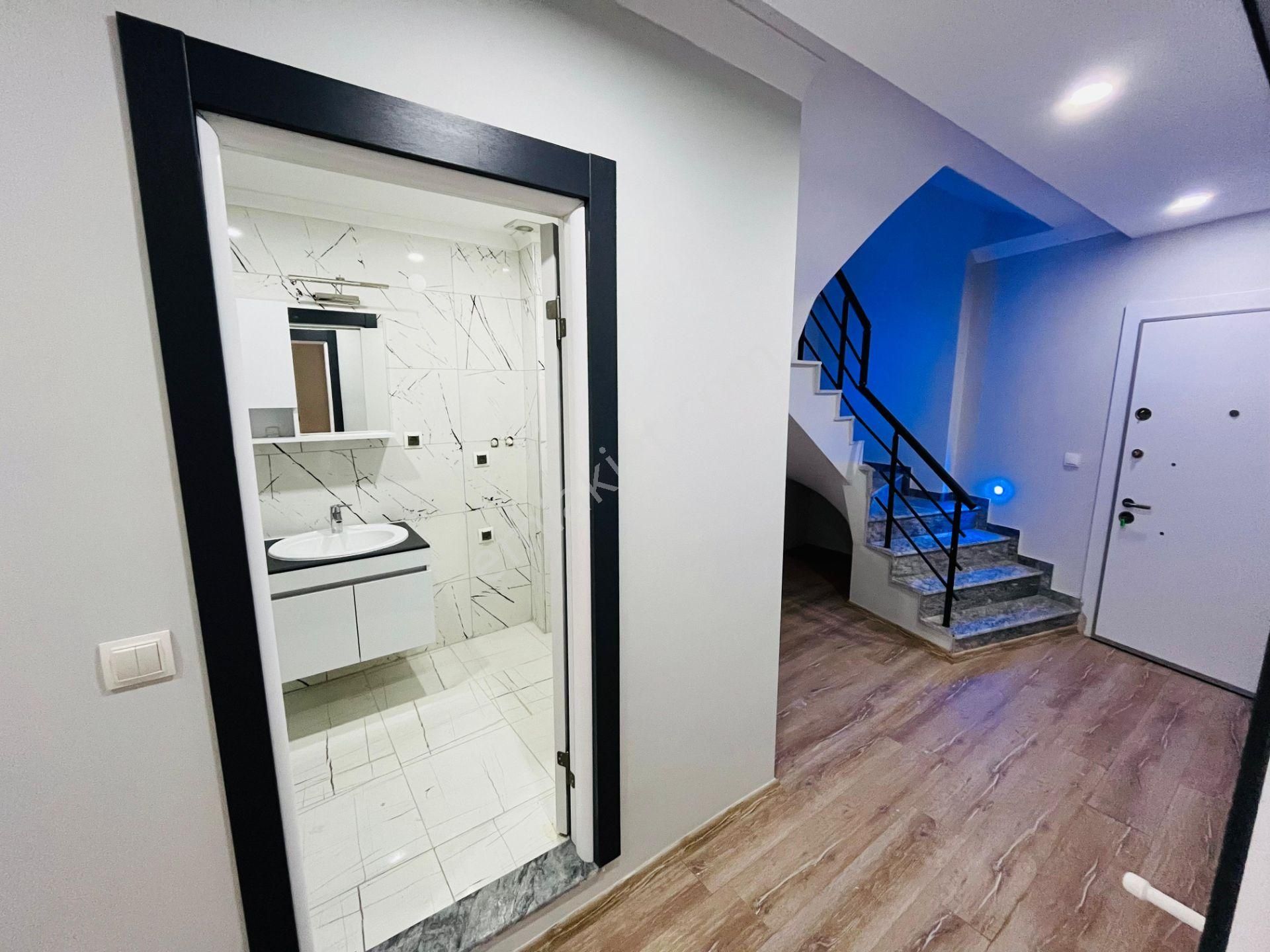 Altınoluk Daire Fiyatına Bahçeli Full Deniz Manzaralı Kazdağları Eteklerin De Sıfır 2+1 İkiz Villa - Görsel 11