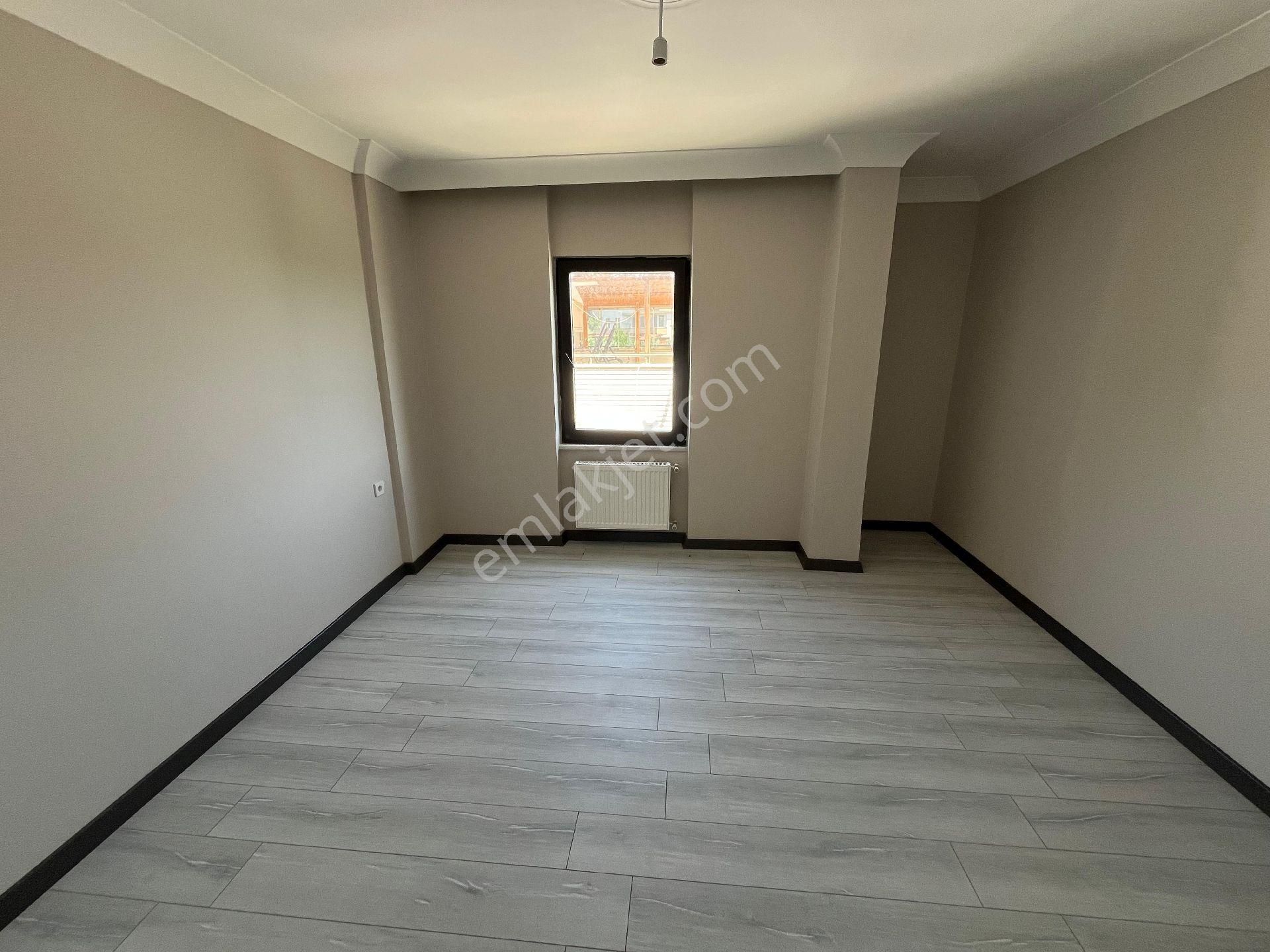 Altınoluk Küçükkuyu Arası Mıhlı Bölgesinde 425 M2 Arsalı Denize 350 Mt Tek Başına 4 Kat 7+3 Müstakil - Görsel 26