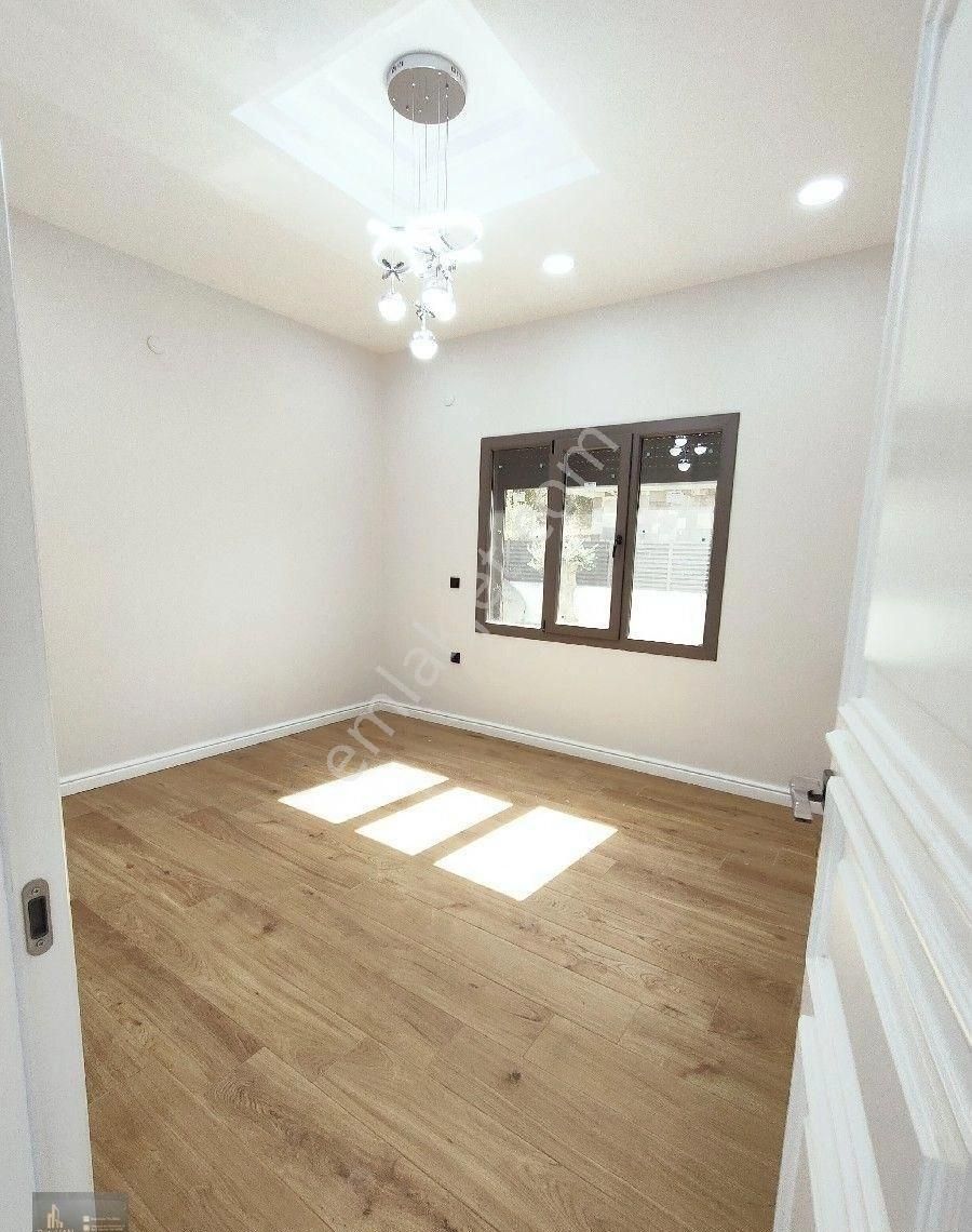 Altınoluk Narlı Bölgesinde 650m2 Arsa İçerisinde Jakuzili Havuzlu 5+1 Yerden Isıtmalı Müstakil Villa - Görsel 32