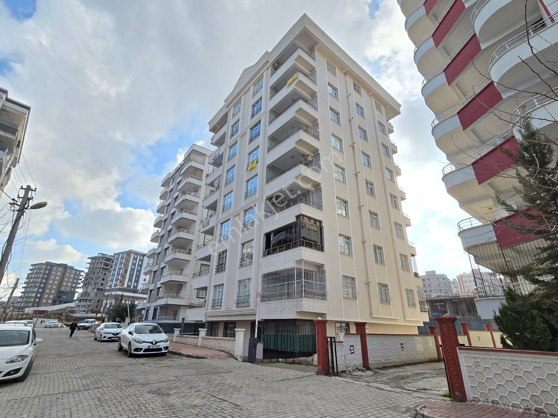 Karaköprü Akpıyar Satılık Daire AKPİYARDA 3+1 ARAKAT FUL YAPILI YENİ DAİRE **NUR EMLAK**