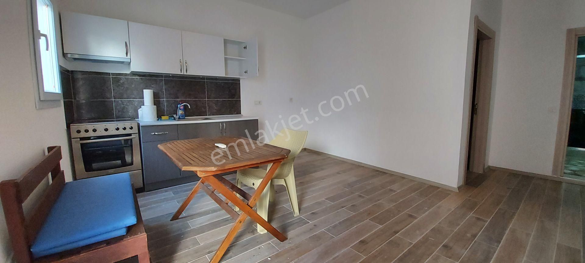 Yeniköy Mahallesinde Temiz 1+1 Daire - Görsel 4